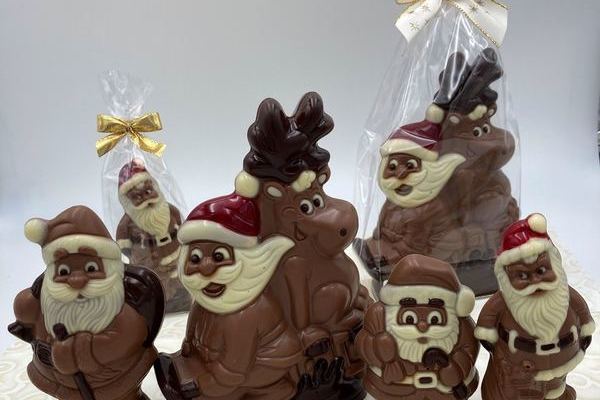 Weihnachtsm�nner_19-22