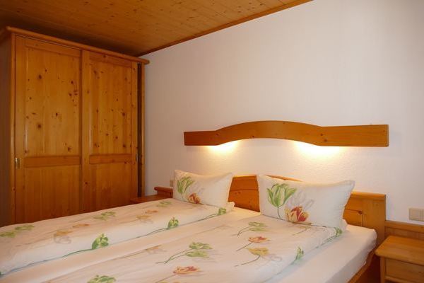 Schlafzimmer "Mandus" der Ferienwohnung des Gasthaus Felsenstble in St. Mrgen
