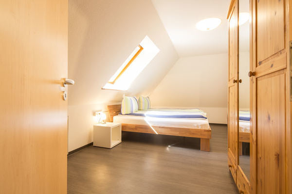 Doppelbett der Ferienwohnung "Hornberg" des Gasthaus Felsenstble in St. Mrgen im Schwarzwald