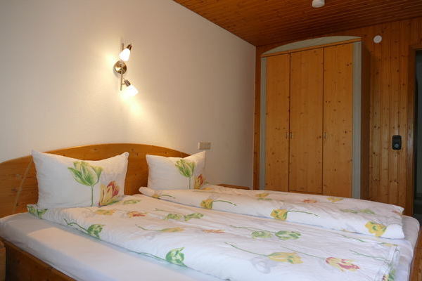 Schlafzimmer  der Ferienwohnung "Hexenloch" des Gasthaus Felsenstble in St. Mrgen