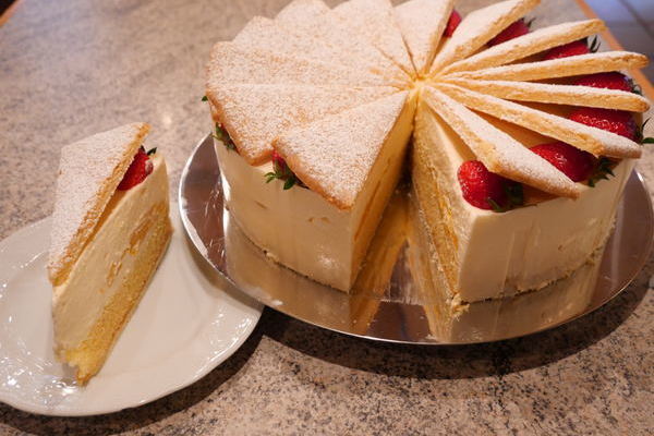 K�sesahnetorte im Caf� Felsenst�ble in St. M�rgen